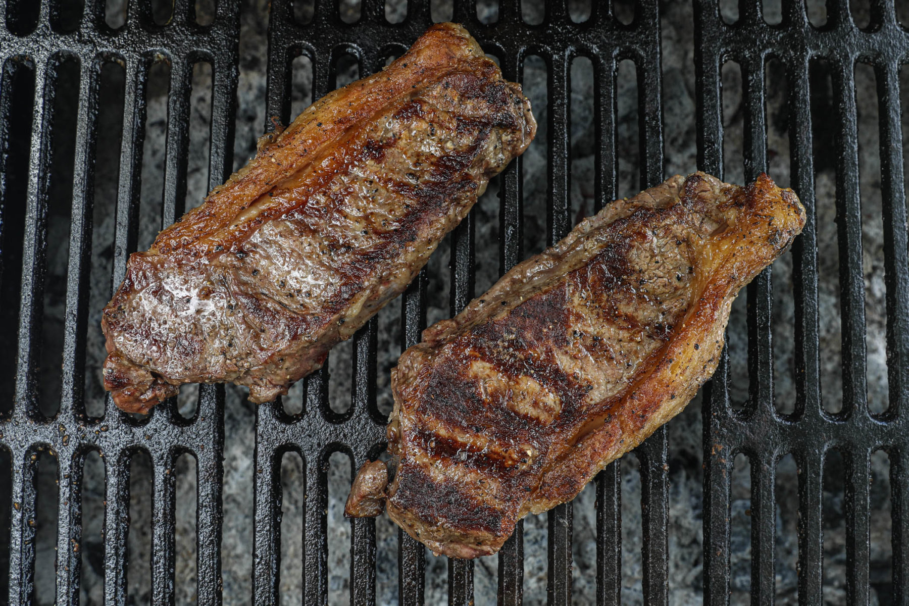 How To BBQ Sirloin Steaks