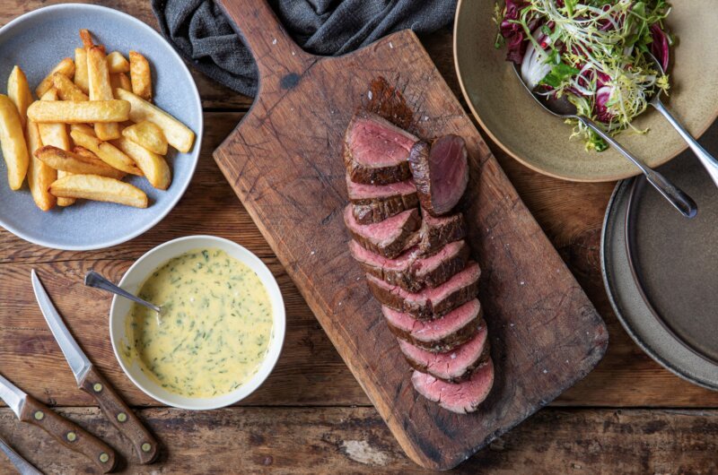 Chateaubriand, triple cooked chips & béarnaise sauce