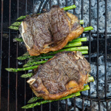 Sirloin steak recipe w/ grilled asparagus salad