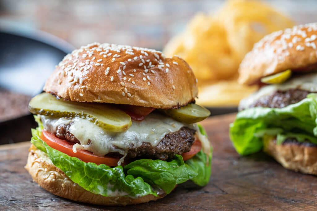 Ultimate Cheeseburger Recipe With Onion Rings | Steak Burger & Sauce Guide