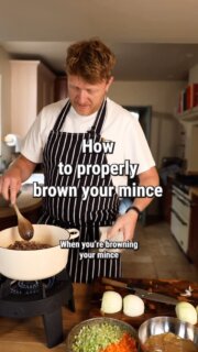On many a recipe, the instruction ‘brown your mince’ is set out plainly enough. And yet, deep into January, when slow cooking is very much back on the table and recipes keep asking for the same thing, it feels worth saying that this is meant quite literally. Brown your mince. It does not say grey it.

Browning is a process, not a gesture. It takes time, heat, and a little patience, and what you are doing is building flavour, not simply warming meat through. When mince is rushed, crowded into the pan, stirred too soon, it stews. It turns grey. The moisture stays put and the flavour never quite arrives.

So here is @grylos , taking a moment to explain the difference, and to remind you that if you want the most from good produce, you have to let it work. Give it space. Leave it alone long enough to colour properly. Let it smell right before you move on.

Because this is slow food month, after all. There is no need to hurry. Take your time, do it properly, and you will taste the difference in the finished dish.
